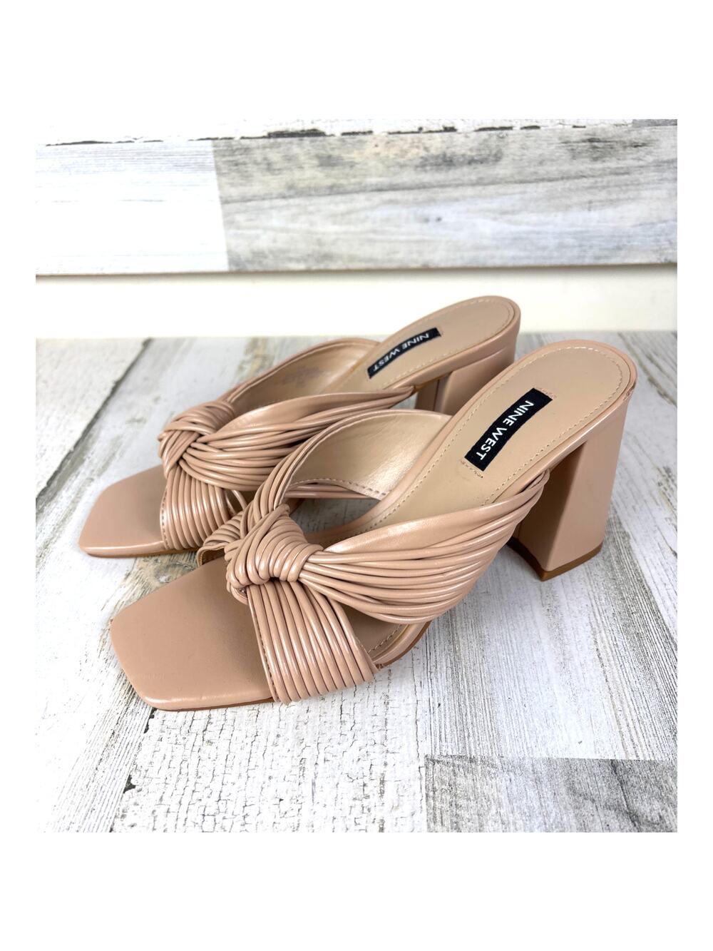 Nine West Womens 8 Tan Dafidil Kitten Heel Strappy Summer Casual Sandals NEW